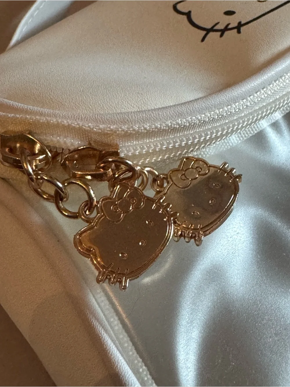 Hello Kitty Cream and White Mesh Cosmetic Pouch